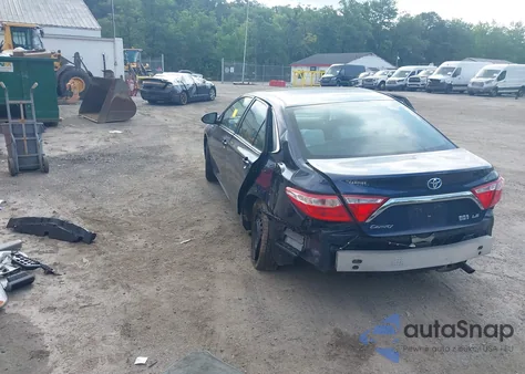 2017 Toyota Camry Hybrid Le из США, поврежденный, VIN 4T1BD1FK4HU221077